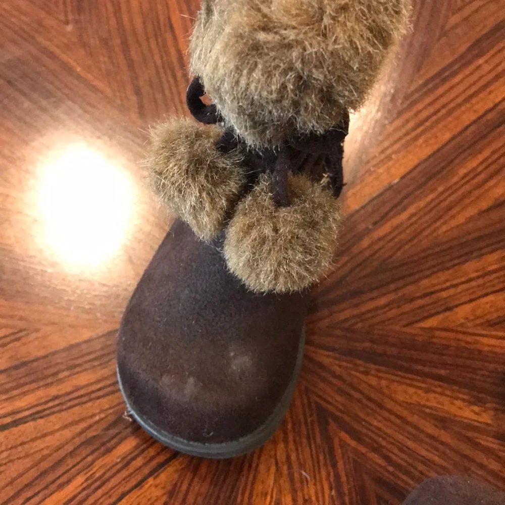 Wonder Kids Toddler Girls Brown Faux Fur Pom Pom Winter Boots Size 6M